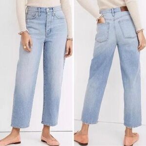 Madewell Women's Light Blue Straight Leg Jeans